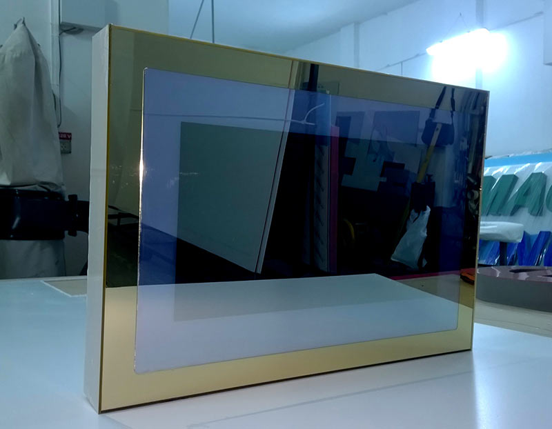 Carcasa din stiplex oglinda masca lcd display